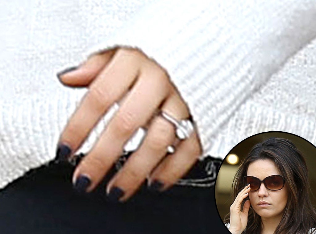All About Mila Kunis' Engagement Ring | With Clarity