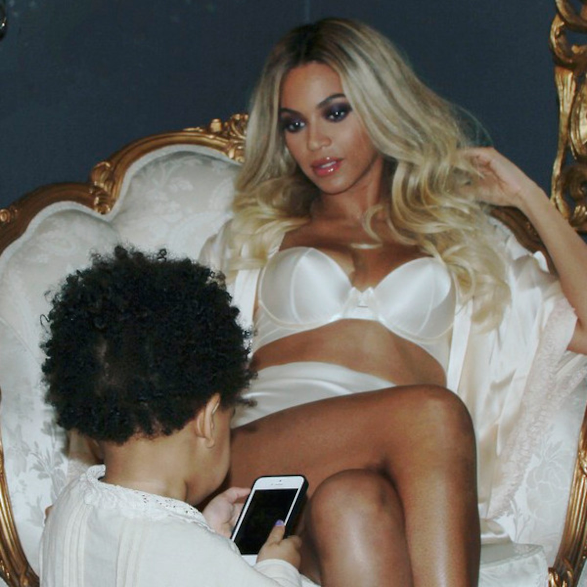 Bey and Blue Ivy's Latest Pic Is Everything Bey and Blue Ivy's Latest Pic Is Everything