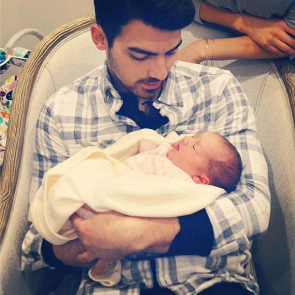Joe Jonas "Excited" to Be an Uncle, "Can't Wait to Spend More Time