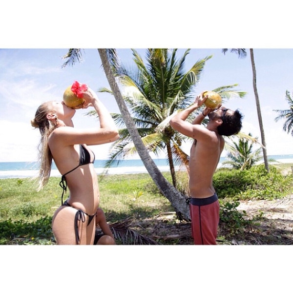 Candice Swanepoel, Instagram, Bikini