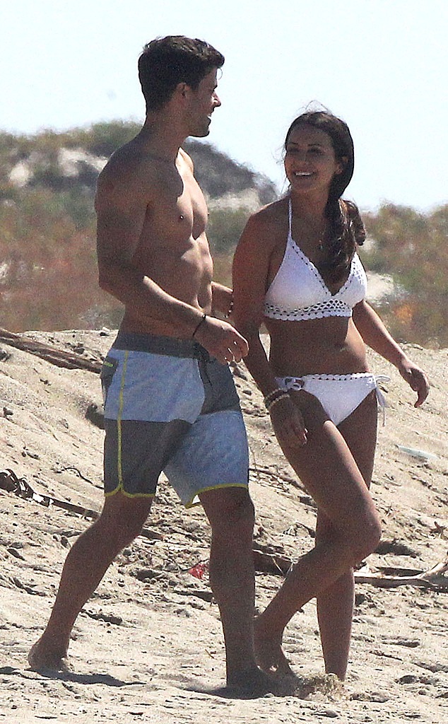 Andi Dorfman Goes On California Beach Date With Bachelorette Contestant 