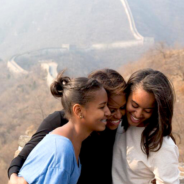 Michelle Obama visita a China acompanhada pelas filhas