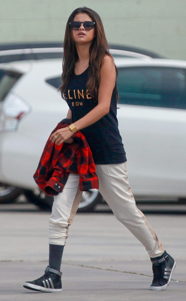 Walk It Out From Selena Gomezs Street Style E News 8460