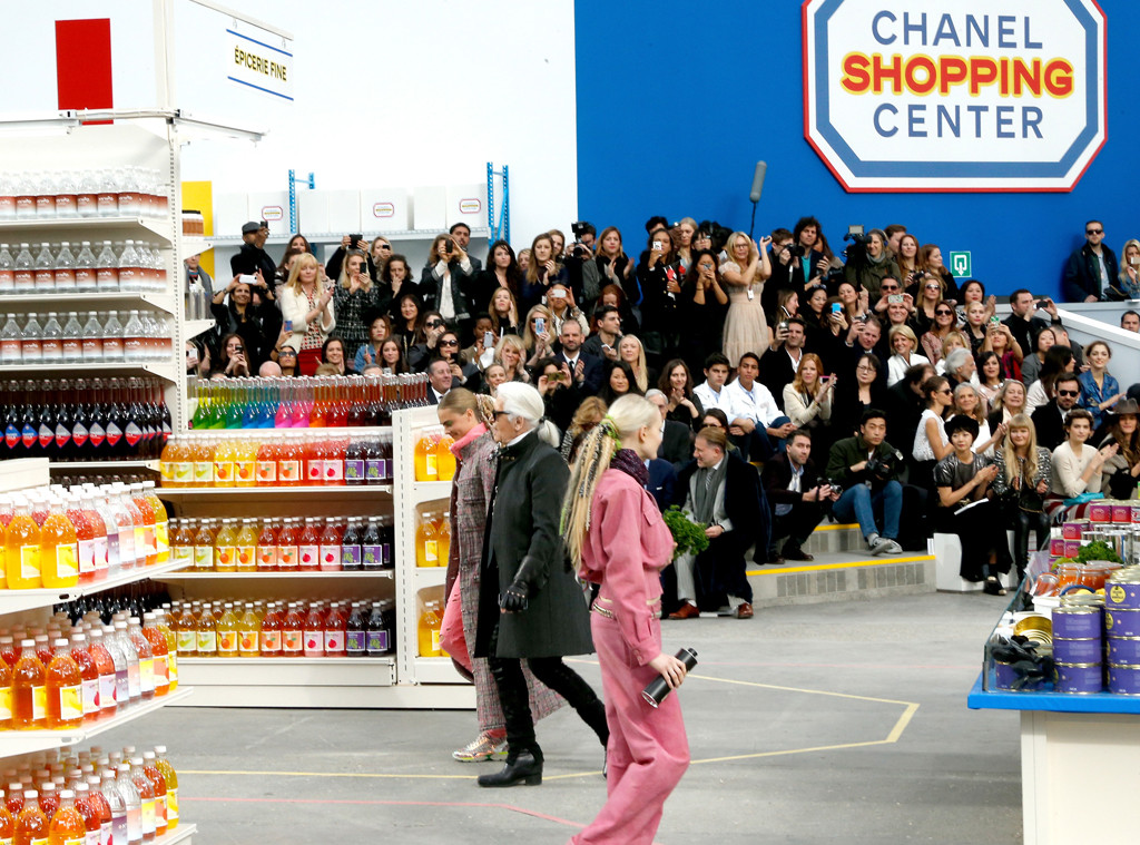 Kendall Jenner does Chanel supermarket sweep