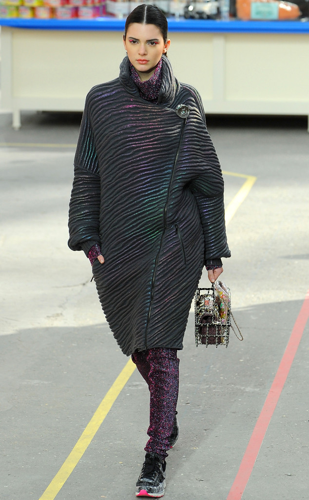 Kendall Jenner Rocks Runway at Chanel's Paris Fashion Week Show