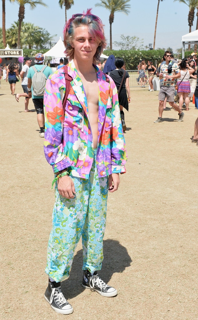 23 of the Most Ridiculous Outfits Worn at Coachella - E! Online