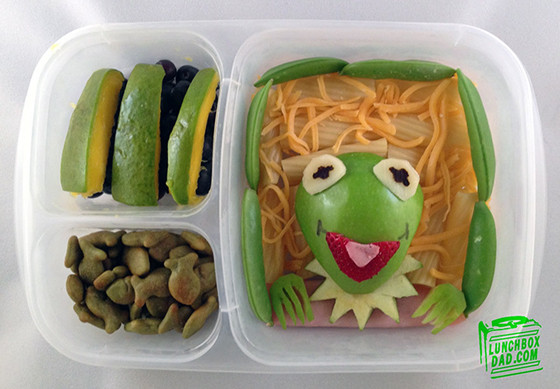 Lunchbox Dad: How to Make an Easy Minions Food Art School Lunch Recipe for  Your Kids!