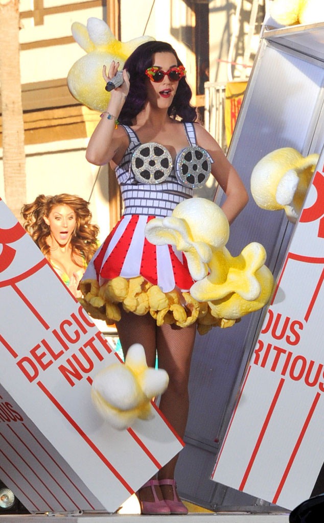 Katy Perry, Food Outfits, Popcorn