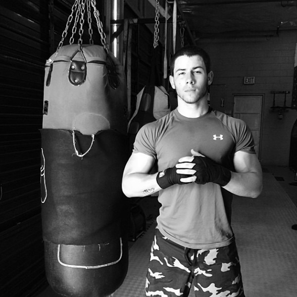 Nick Jonas, Instagram