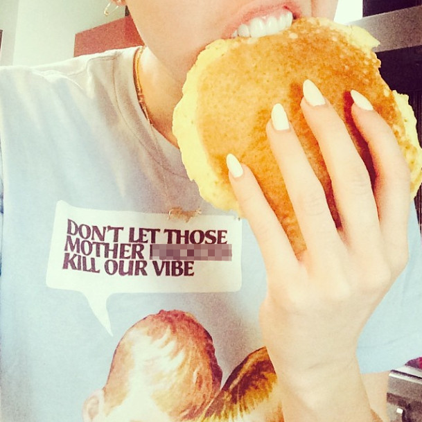 Miley Cyrus Resurfaces After Hospital Stay, Eats Pancakes and Shares