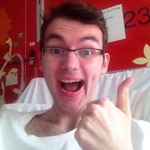 After Giving a Final Thumbs Up, Teen Battling Cancer ...