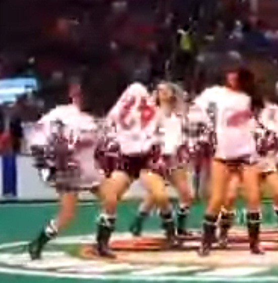 Cheerleader Cheers Through Biggest Cheer Obstacle Of Her Cheer Life E