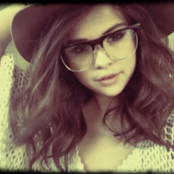 Selena gomez online lentes