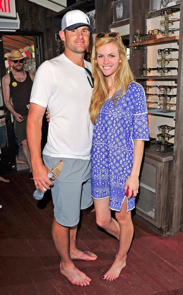 ¿Cuánto mide Brooklyn Decker? - Real height Rs_634x1024-140430091808-634.andy-roddick-brooklyn-decker-toms