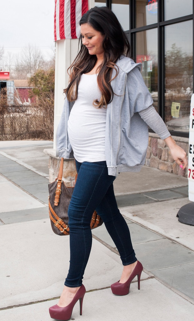 Is It Safe To Wear High Heels During Pregnancy?