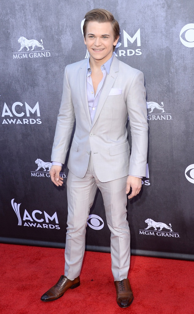 Hunter Hayes from 2014 ACM Awards Red Carpet Arrivals | E! News
