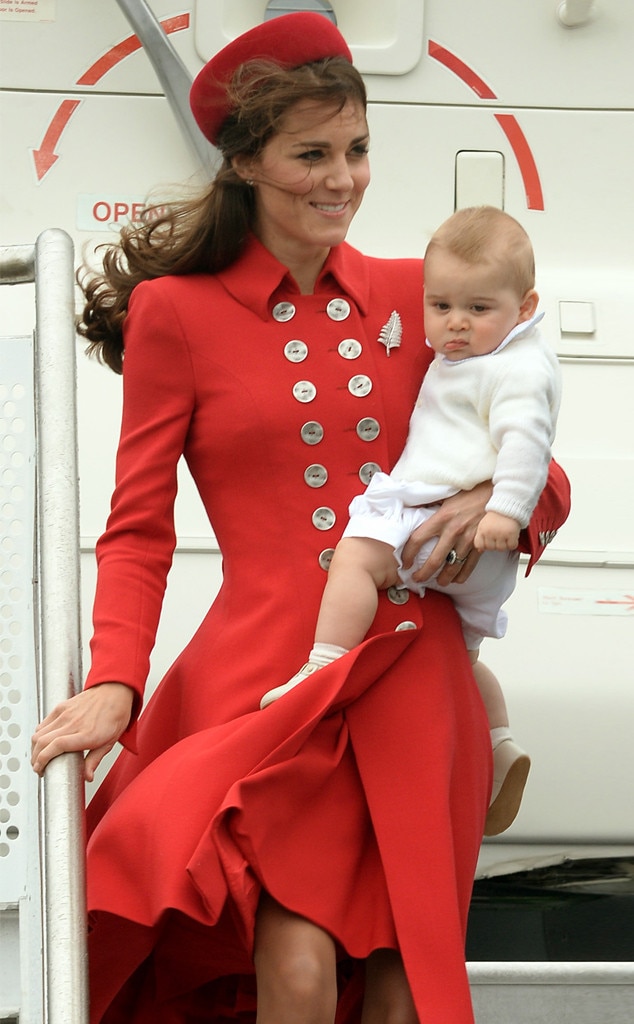Kate Middleton Schools Us in How to Step Off a 24-Hour Flight in Style ...