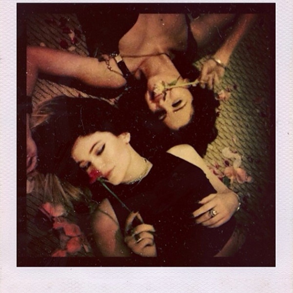 Kylie Jenner, Selena Gomez, Instagram