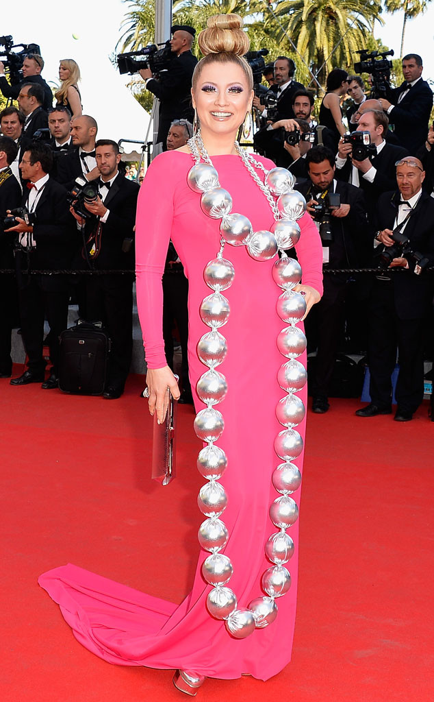 Heidi Klum Handles Nip Slip Like a Pro During Cannes 2023