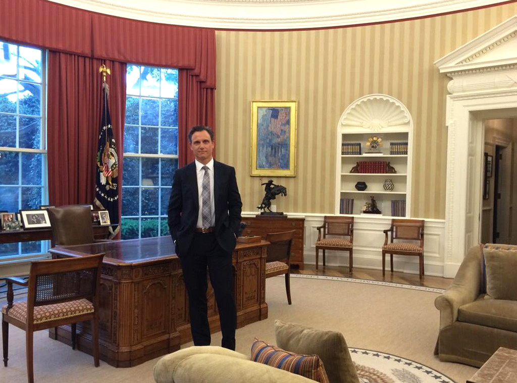 Check Out Scandal's Fake President in the Real Oval Office! - E! Online