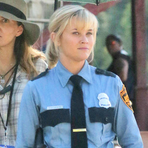 Reese Witherspoon Makes The World S Sexiest Stripper Cop E News