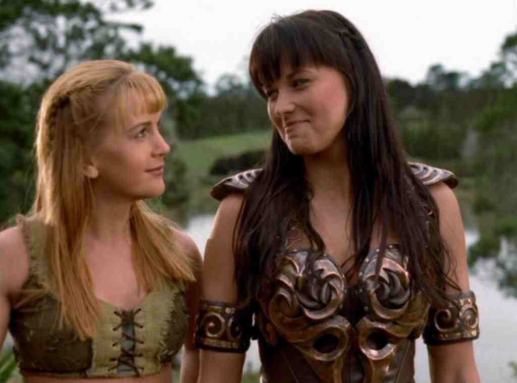 Xena And Gabrielle Together Again See The Cute Reunion E Online