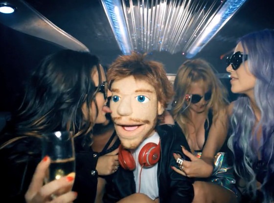 Watch Ed Sheeran S Sing Music Video E News