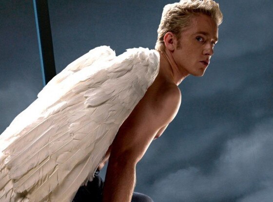 Angel version. Бен Фостер ангел. Люди Икс ангел актер. Савва и ангелы