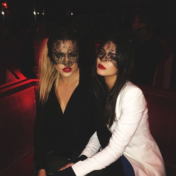 Kim Kardashian Parties at Burlesque Club With Her Sisters! - E! Online