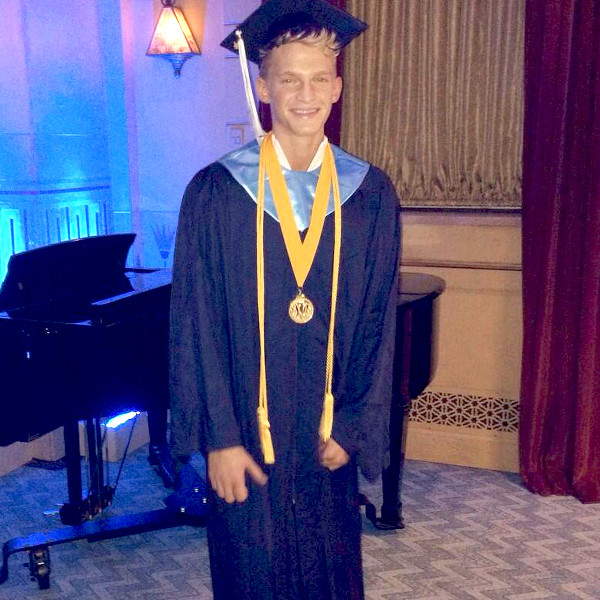 Cody Simpson Graduates! Check Out His 