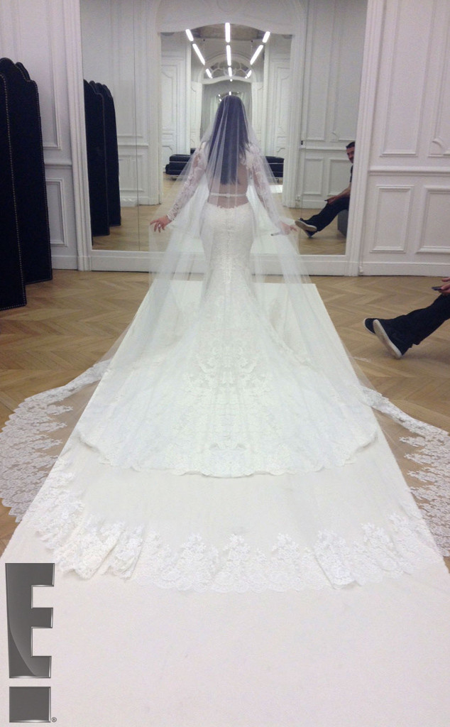 Bridal Couture From Kim Kardashian Kanye West S Wedding Album