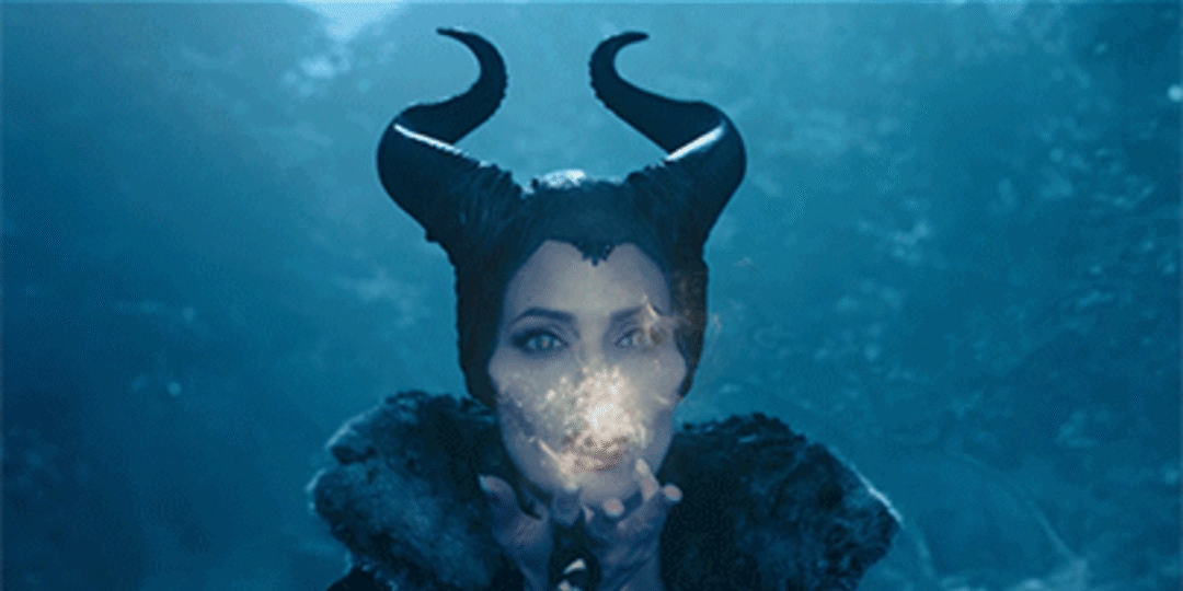 Malévola com Angelina Jolie no Coffee Break no canal E! - E! Online Brasil