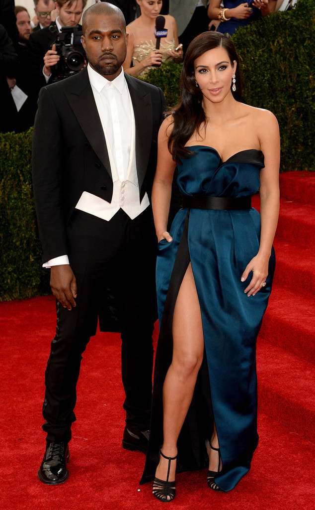 Kim Kardashian and Kanye West Serenaded by Andrea Bocelli ...