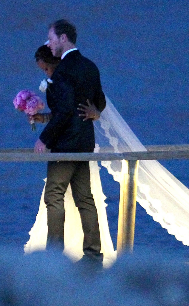 Eve Is Married! Rapper Weds Maximillion Cooper in Ibiza | E! News