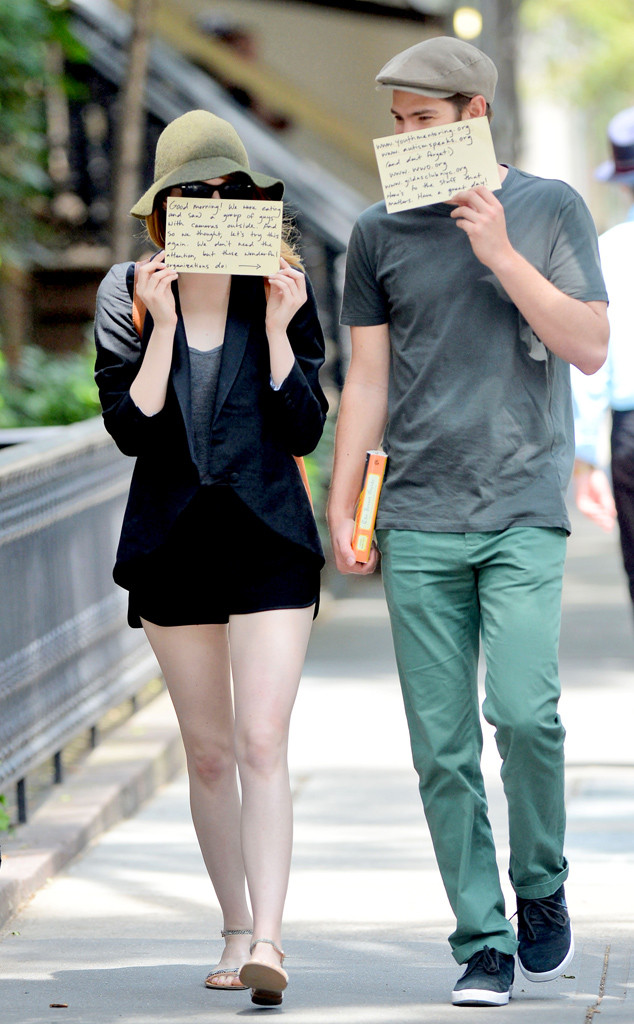 Emma Stone And Andrew Garfield Caught Kissing Send A Message To The Paps—see The Pics E News