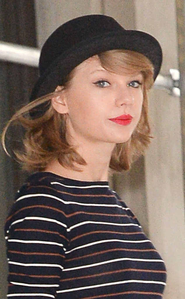 Taylor Swift from Stars' Summer Hats E! News