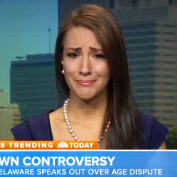 Too Old Miss Delaware Cries After Being Stripped Of Her Crown E Online 