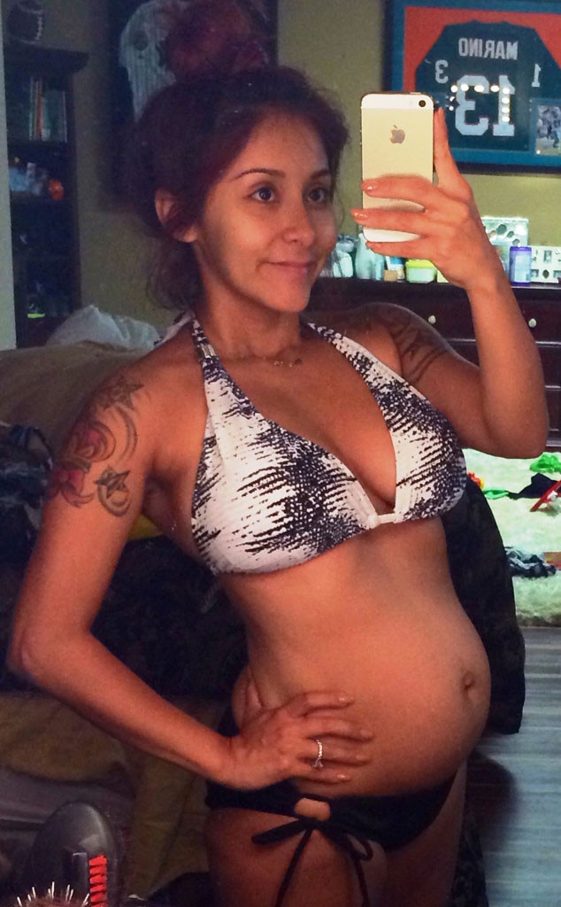 Snooki Flaunts Her Bare Baby Bump in Bikini Selfie