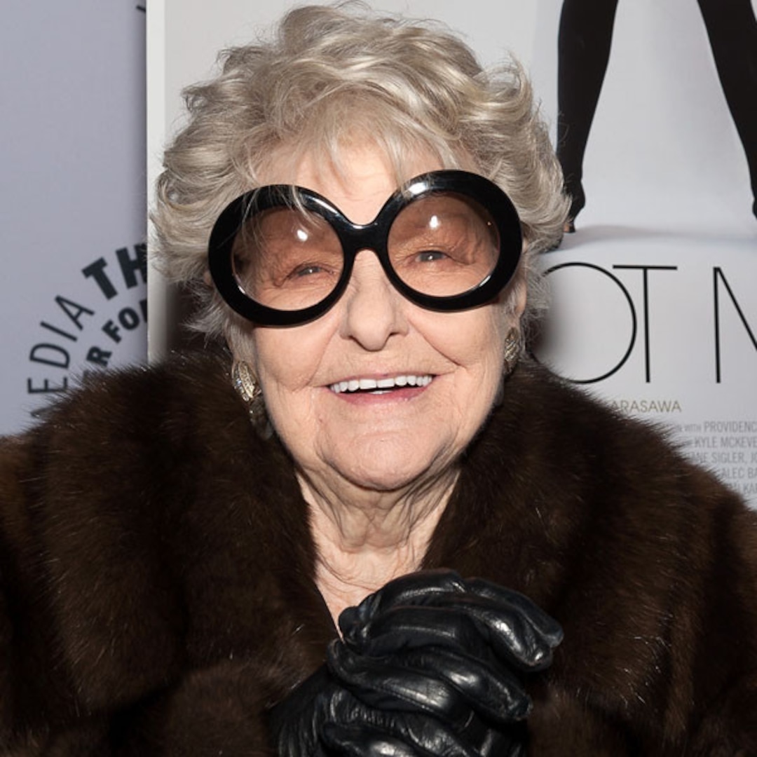 Elaine Stritch Dead at 89: Stars Remember the Broadway Icon