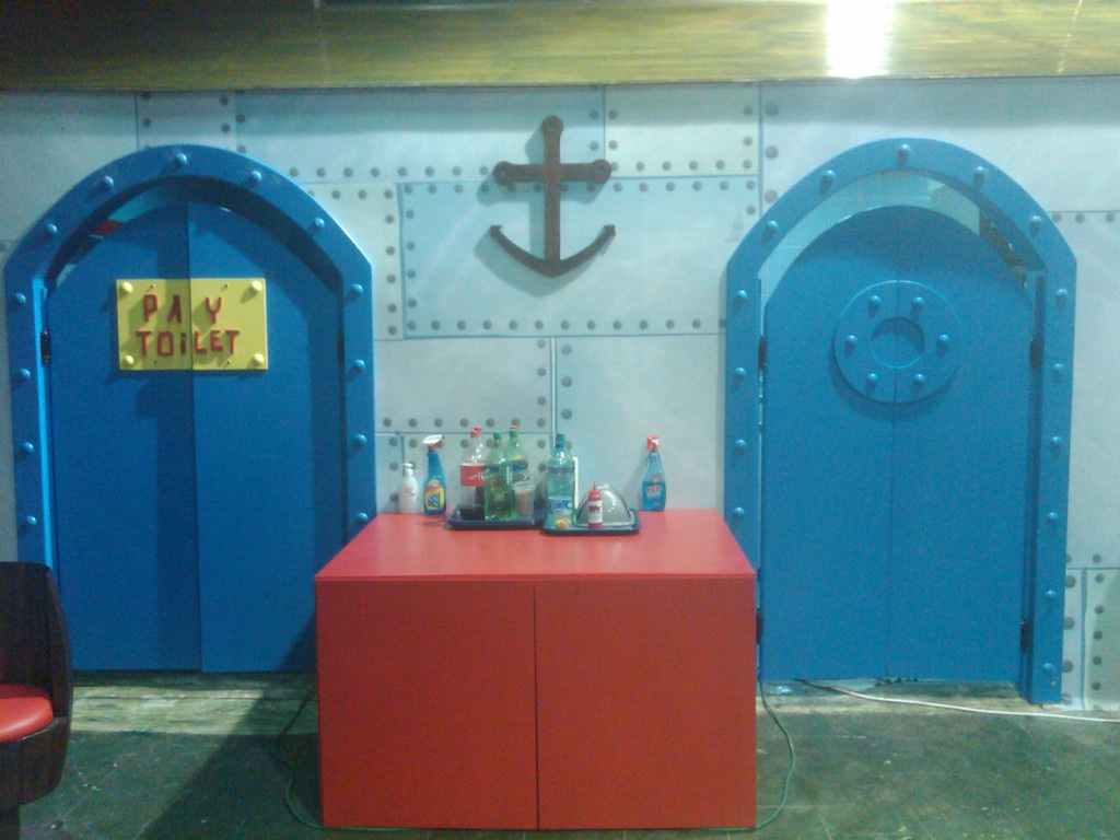 They Re Opening A Krusty Krab In The West Bank E Online They Re Opening A Krusty Krab In The West Bank E Online