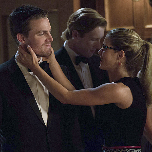 Arrow Et Felicity Saison 3 Is Felicity's "Worst Date" With Oliver on Arrow?! - E! Online