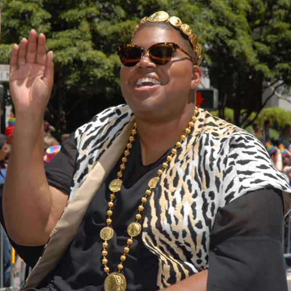 #RichKids Star EJ Johnson Leads Gay Pride Parade! - E! Online