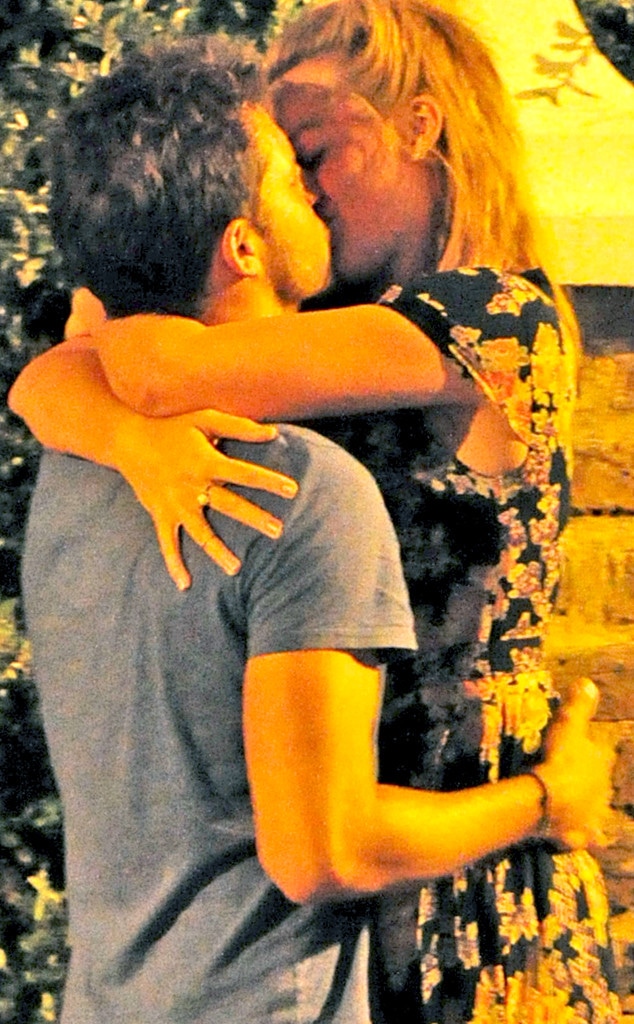 Margot Robbie & Boyfriend Tom Ackerley Are Still Going Strong!: Photo  3315772, Margot Robbie, Tom Ackerley Photos