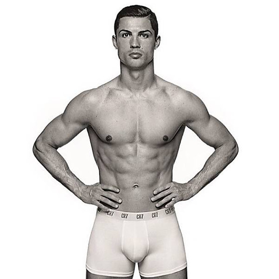 a Cristiano Ronaldo por usar marca CR7 - E! Online Latino - MX