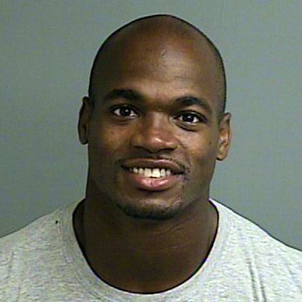 Adrian Peterson Turns Himself in to Police—See His Mug Shot - E! Online