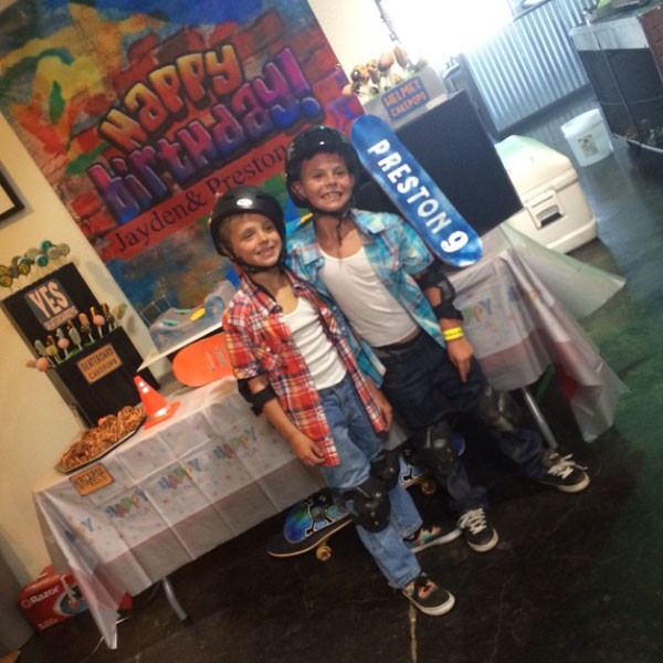 Britney Spears Celebrates Her Sons Birthdays With Skateboard