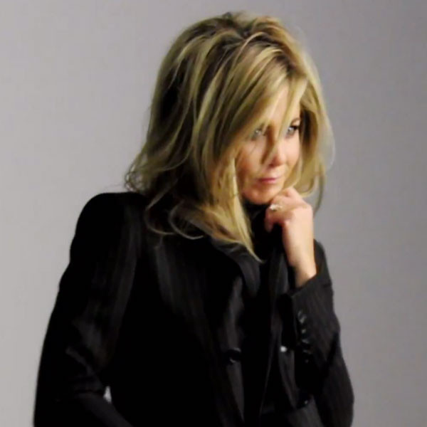 Behind the Scenes of Jennifer Aniston's Living Proof Photo Shoot - E