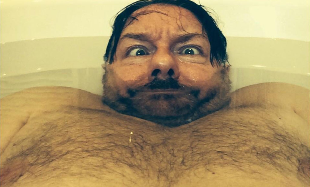Ricky Gervais, Twitter
