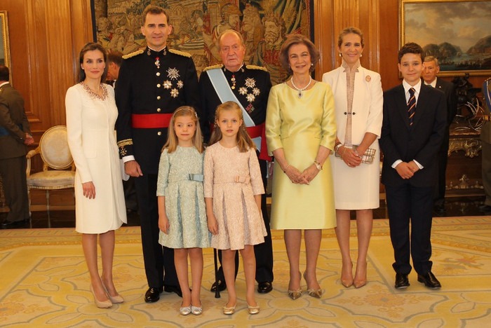 Rey Juan Carlos, reina Sofia, reina Letizia, rey Felipe