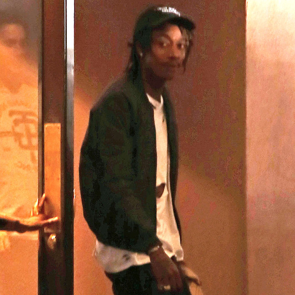 Wiz Kahlifa Steps Out After Amber's Cheating Claims, Divorce Filing - E ...